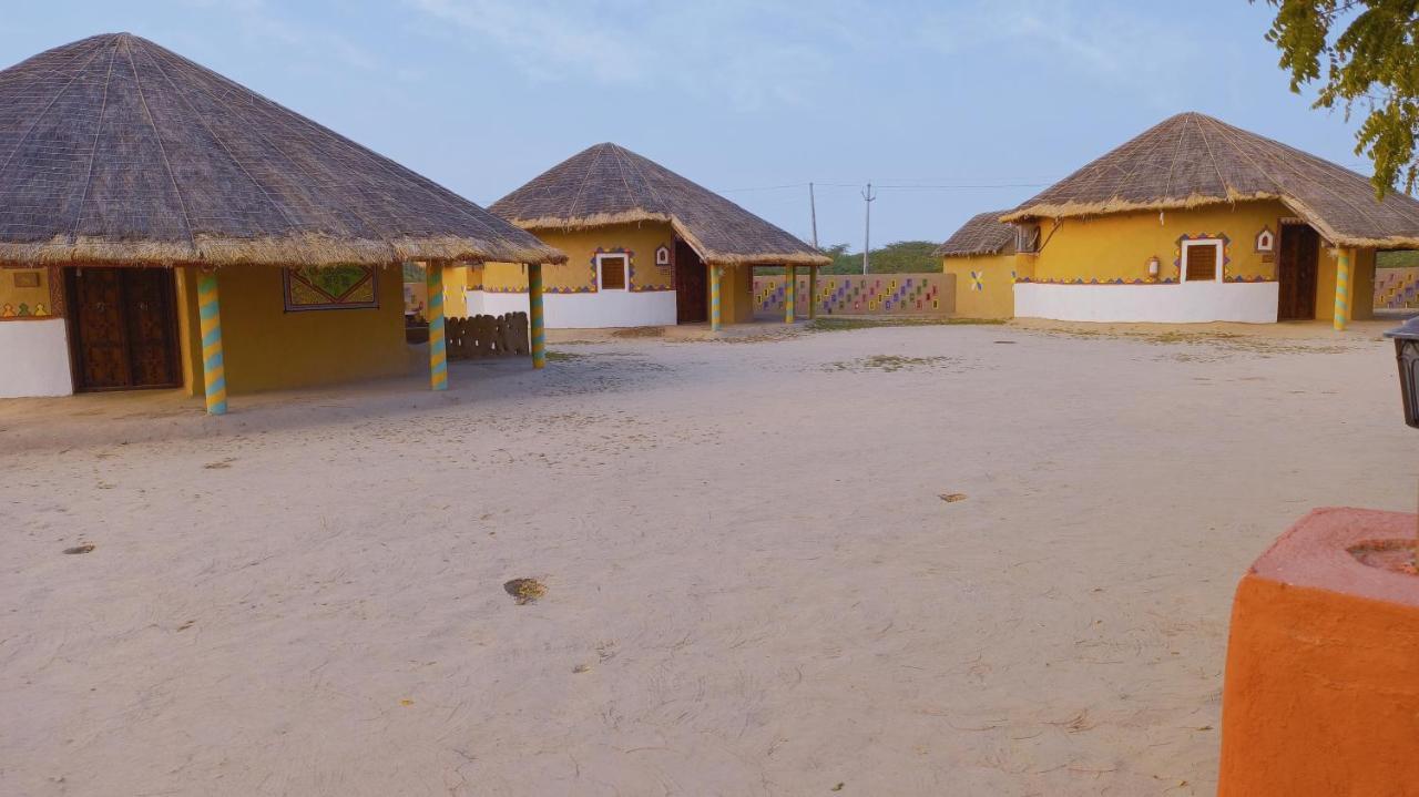 Mahefeel E Rann Resort Bherandiala Ngoại thất bức ảnh