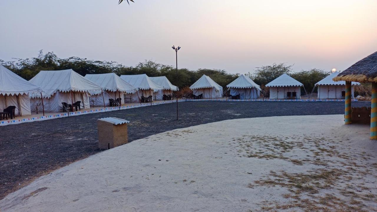 Mahefeel E Rann Resort Bherandiala Ngoại thất bức ảnh