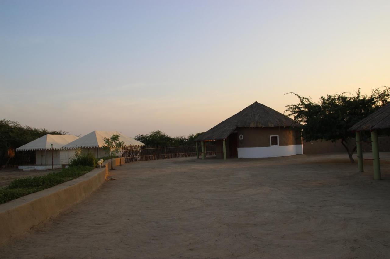 Mahefeel E Rann Resort Bherandiala Ngoại thất bức ảnh
